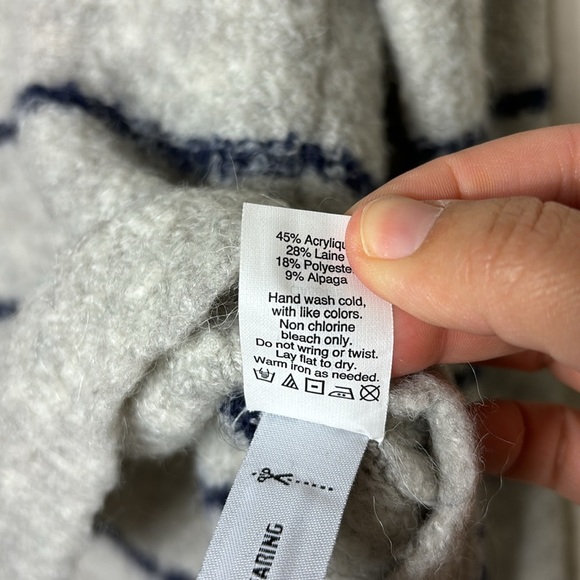 Madewell Roundtrip Turtleneck Sweater in Stripe sz Large Grey Navy Blue - Picture 6 of 9